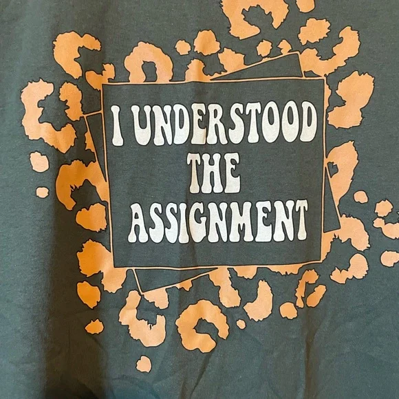 Green Graphic T-Shirt with Leopard Print - Picture 2 of 3